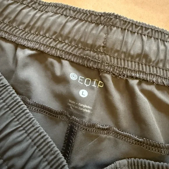 Men's Gray Qwick Dry Shorts - Picture 3 of 3